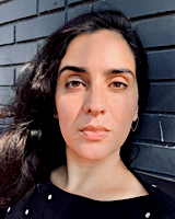 author portrait: Carolina Hotchandani